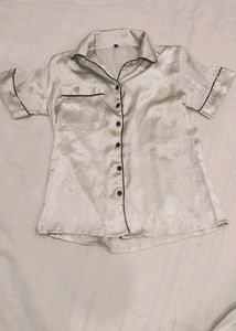 Price Reduced.. 📣📣Silver Satin Nightsuit