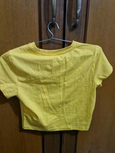 crop tee