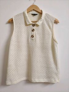 WESTSIDE Sleeveless Collared Top