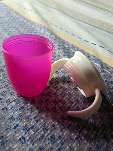 Pink 360 degree spill proof sipper
