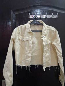 Trendy Cropped Denim Jacket