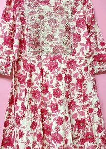 Lsize Beautiful Pink Floral Kurta Gown