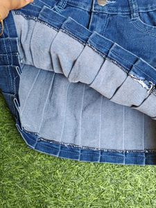 Stylish Crop Top and Denim Skirt Set