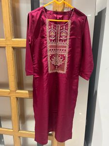 Varanga Maroon Embroidered Silk Kurta