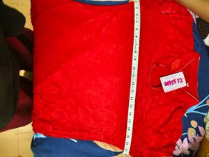 red lace qipao