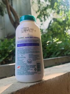Himalaya Gentle Baby Powder