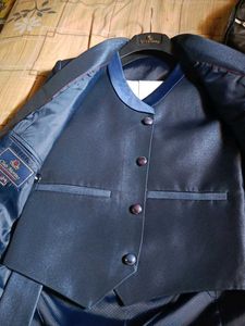 Elegant 5-Piece Branded Men's Wedding Suit