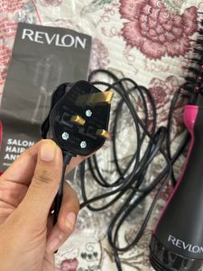 Revlon One Step Dryer &amp; Volumiser