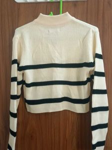 Chic Ribbed Striped Quarter-Zip Sweater