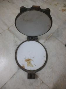 Vintage Cast Iron Manual Press – Roti/Puri Maker