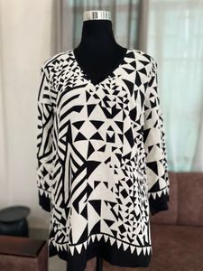 MANGO Stylish Geometric Print V-Neck Top
