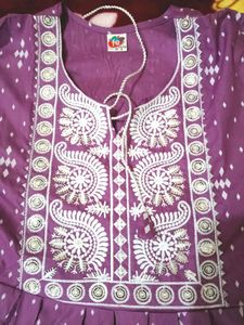 NEW Elegant Purple Embroidered Kurta