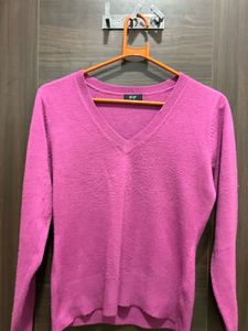 Pink F&amp;F V-Neck Sweater 🩷
