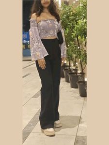 Chic Floral Off-Shoulder Bell Sleeve Top