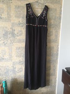 Black Soft Cotton Embroidered Sleeveless Gown