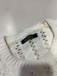Chic white Knit Sweater