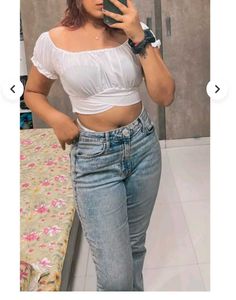new Chic White Off-Shoulder Crop Top