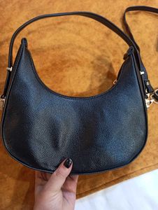 Chic Black Hobo Shoulder Bag