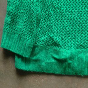 Chic Green Textured Knit Sweater