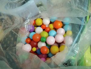 light weight Vibrant Plastic Balls