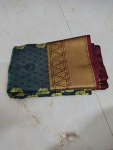 Elegant Floral Grey N Maroon Saree
