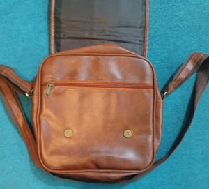 Vintage Brown Leather Crossbody Bag