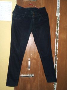 Black Jeans For Women , Still Can Be Worn