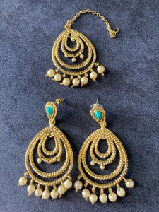 Earings And Mang Tikka
