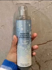 Bath & Body Works Frosted Coconut Snowball Mist