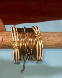 Exquisite Set of Bangles 3 in one