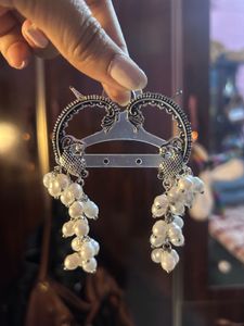Elegant Pearl Dangle Earrings