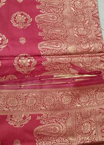 89)Elegant Red &amp; Gold Banarasi Silk Saree