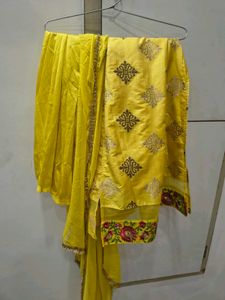 Vibrant silk Yellow Kurta Set. 3 piece.