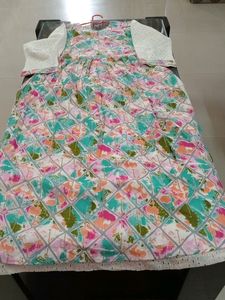 Hakoba Nayara Cut Kurti Set