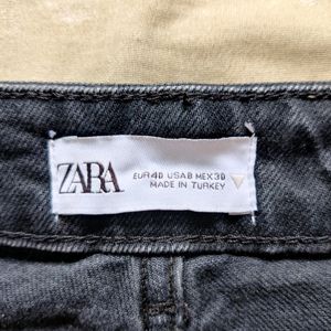 Zara MOM-FIT HIGH-WAIST JEANS - Faded Black