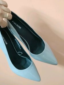 Stylish Pointed Toe Heels
