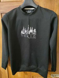 High quality embroidery logo 'Tokyo' Sweatshirt M