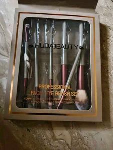 Huda Beauty Professional Face & Eye Brush Set