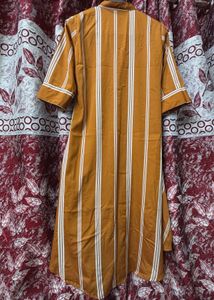 Women Striped Mandarin Collar High-Low Kurta
