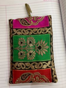 Mobile Carrying Purse With Sling