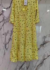 New Yellow And Black Long Gown💛🖤
