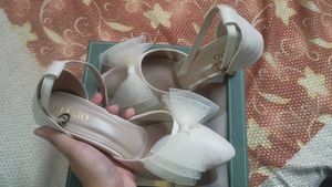 BEAUTIFUL BOW PENCIL HEELS