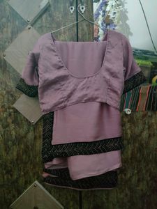 Simple Border Look Saree With Blouse
