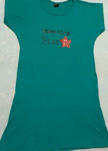 Born to Be Star Graphic Tee