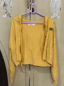 Chic Yellow Cable Knit Cropped Hoodie