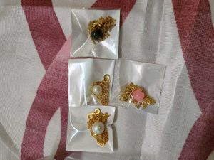 Charming Pendants with Gold Chains Set