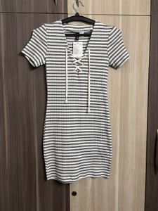 17 H&amp;M Striped Lace-Up Mini Dress