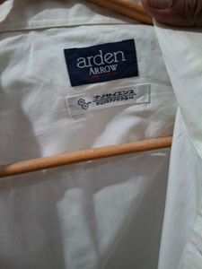 Men's Classic Short-Sleeve Shirt