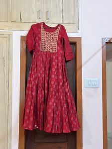 Elegant Red Kurta Set with Gold Print
