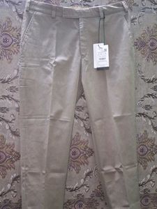 Classic Chino Trousers - Versatile Style